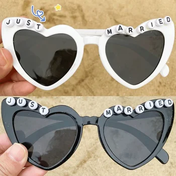 Нови слънчеви очила за сватбеното парти с надпис 